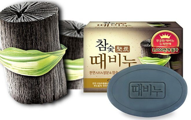 Мыло-скраб древесный уголь Mukunghwa Hardwood Charcoal Scrub Soap