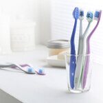 Зубная щётка 9 в 1 отбеливающая CLIO Curved Nine Mixed Fine Toothbrush